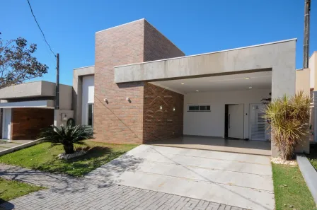 Casa de Condomínio com 3 Quartos à venda, 137m² no Lancaster, Foz do Iguaçu