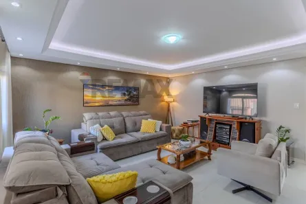 Casa com 3 Quartos à venda, 140m² no Menino Jesus, Santa Maria