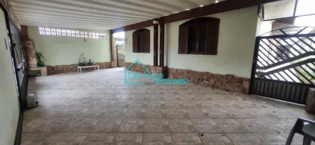 Casa com 3 Quartos à venda, 145m² no Vila Vera Cruz, Mongaguá