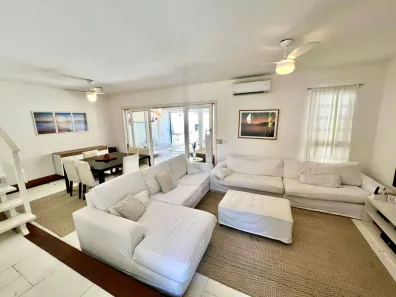 Casa de Condomínio com 4 Quartos à venda, 180m² no Camburi, São Sebastião