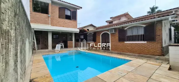 Casa com 4 Quartos à venda, 250m² no Piratininga, Niterói