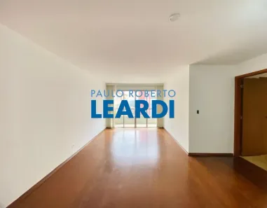 Apartamento com 3 Quartos para alugar, 112m² no Vila Madalena, São Paulo