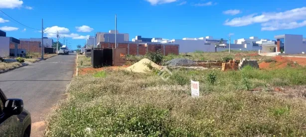 Lote/Terreno à venda, 200m² no Residencial Villa Segura, Montes Claros
