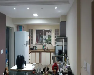 Sobrado com 3 Quartos à venda, 273m² no Vila Scarpelli, Santo André