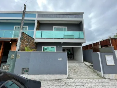 Sobrado com 3 Quartos à venda, 124m² no Vila Nova, Porto Belo