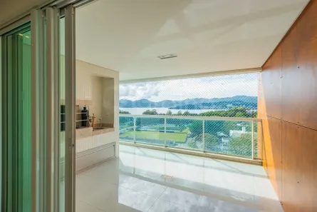 Apartamento com 3 Quartos à venda, 165m² no Agronômica, Florianópolis
