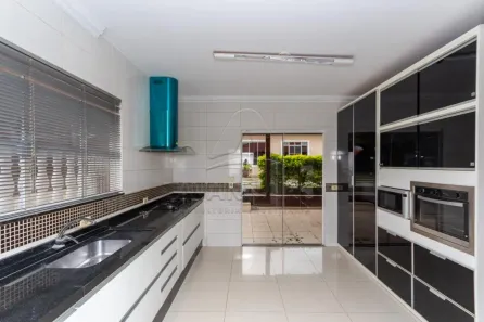 Casa com 3 Quartos à venda, 178m² no Jardim Carvalho, Ponta Grossa