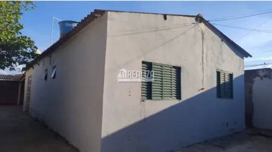 Casa com 4 Quartos à venda, 250m² no Tocantins, Uberlândia