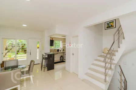 Casa de Condomínio com 3 Quartos à venda, 250m² no Praia de Belas, Porto Alegre