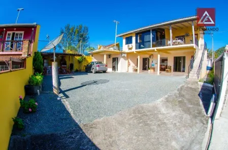Imóvel Comercial com 5 Quartos à venda, 216m² no Armação, Penha