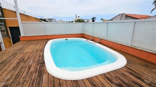 Casa com 3 Quartos à venda, 334m² no Balneário, Florianópolis