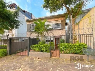 Casa com 4 Quartos à venda, 240m² no Nonoai, Porto Alegre