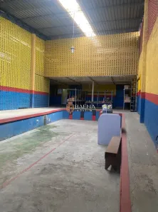 Galpão/Depósito/Armazém para venda ou aluguel, 2400m² no Magalhães Bastos, Rio de Janeiro