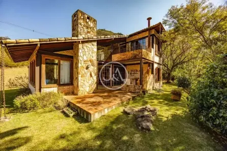 Casa com 2 Quartos à venda, 160m² no Araras, Petrópolis