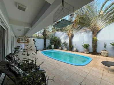 Casa com 3 Quartos à venda, 302m² no Presidente Médici, Chapecó