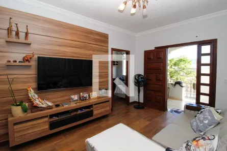 Casa com 3 Quartos à venda, 200m² no Colégio Batista, Belo Horizonte