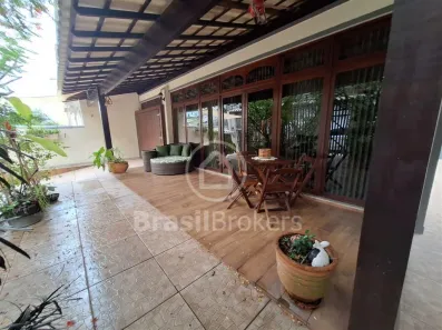 Casa com 3 Quartos à venda, 173m² no Freguesia (Ilha do Governador), Rio de Janeiro