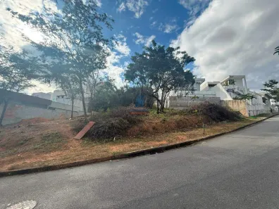 Lote/Terreno à venda, 460m² no Portal do Sol, Contagem
