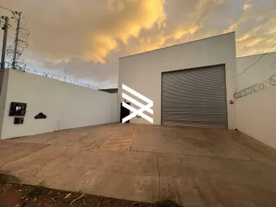 Galpão/Depósito/Armazém para alugar, 220m² no Santa Rosa, Uberlândia