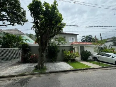 Casa de Condomínio com 5 Quartos à venda, 480m² no Recreio dos Bandeirantes, Rio de Janeiro