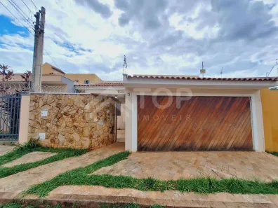 Casa com 4 Quartos para alugar, 235m² no Parque Arnold Schimidt, São Carlos