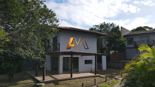 Casa de Condomínio com 3 Quartos à venda, 133m² no Praia do Forte, Mata de São João