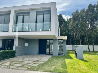 Sobrado com 3 Quartos à venda, 224m² no XANGRI-LÁ, Xangri-lá
