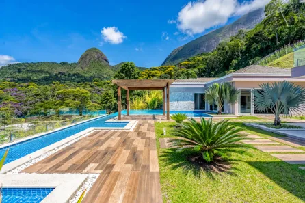Casa de Condomínio com 5 Quartos à venda, 770m² no Araras, Petrópolis