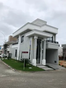Casa de Condomínio com 3 Quartos à venda, 155m² no Beira Rio, Biguaçu