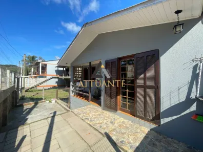Casa com 3 Quartos à venda, 180m² no Ana Rech, Caxias do Sul