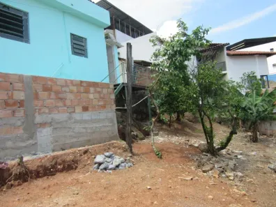 Casa com 2 Quartos à venda, 100m² no Caiçara-Adelaide, Belo Horizonte