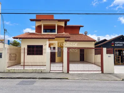 Casa com 5 Quartos para alugar, 242m² no Pagani, Palhoça