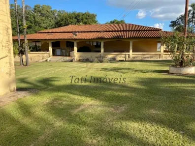 Fazenda/Sítio com 3 Quartos à venda, 35000m² no Água Vermelha, São Carlos