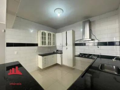 Casa com 3 Quartos para alugar, 100m² no Balneário Riviera, Americana
