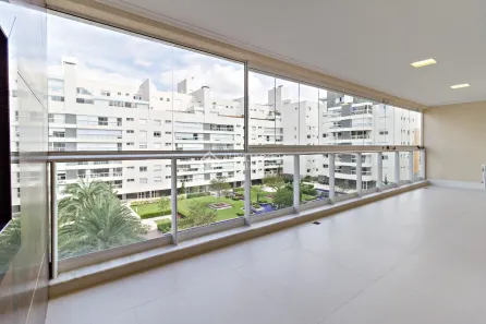 Apartamento com 3 Quartos à venda, 189m² no Água Verde, Curitiba