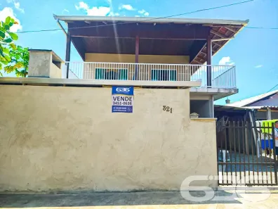 Sobrado com 3 Quartos à venda, 167m² no Parque Guarani, Joinville