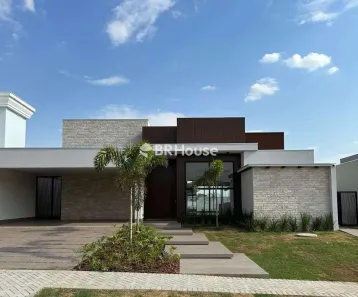 Casa de Condomínio com 3 Quartos à venda, 340m² no Jardim Itália, Cuiabá