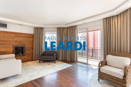 Apartamento com 3 Quartos à venda, 206m² no Vila Nova Conceição, São Paulo