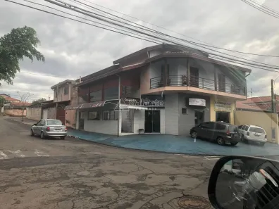 Sobrado com 3 Quartos à venda, 283m² no Parque Virgílio Viel, Sumaré