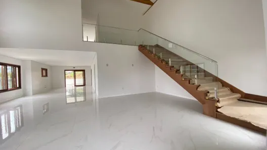 Casa com 3 Quartos à venda, 350m² no Vale das Colinas, Gramado