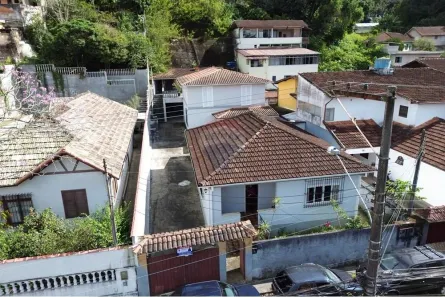 Casa com 5 Quartos à venda, 300m² no Duarte Silveira, Petrópolis