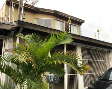 Sobrado com 4 Quartos à venda, 235m² no Loteamento Villa Branca, Jacareí