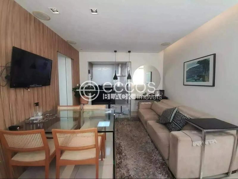 Apartamento com 2 quartos — Santo Antônio, Belo Horizonte