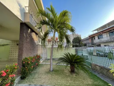Casa com 5 Quartos à venda, 310m² no Vila da Penha, Rio de Janeiro