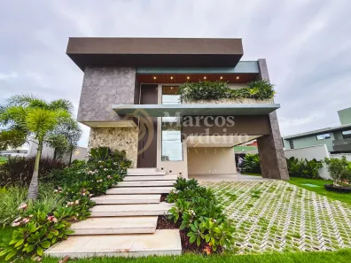 Casa de Condomínio com 4 Quartos à venda, 356m² no Cidade Alpha, Eusébio