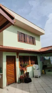 Sobrado com 4 Quartos à venda, 330m² no Vila Romero, São Paulo
