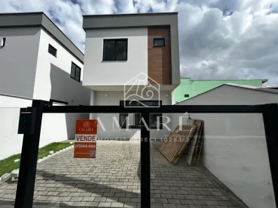 Sobrado com 3 Quartos à venda, 81m² no Praia do Ervino, São Francisco do Sul