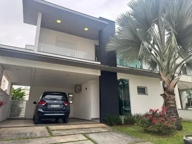 Sobrado com 3 Quartos à venda, 300m² no Botujuru, Mogi das Cruzes