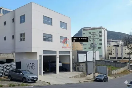 Sala Comercial à venda, 150m² no Oswaldo Barbosa Pena II, Nova Lima