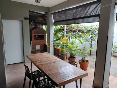 Casa com 3 Quartos à venda, 100m² no Vila Louricilda, Americana